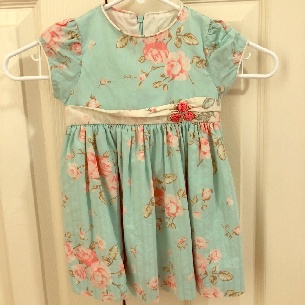 Cute boutique floral dress